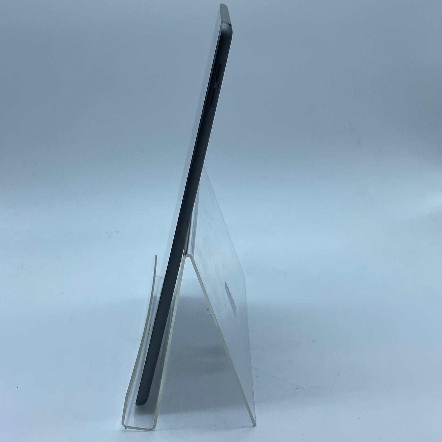 WiFi Only Apple iPad 8th Gen 128GB 16.3 SPACE GRAY A2270