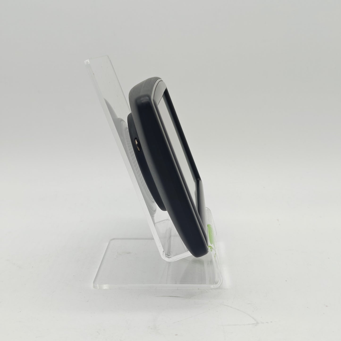TomTom XXL GPS with Case