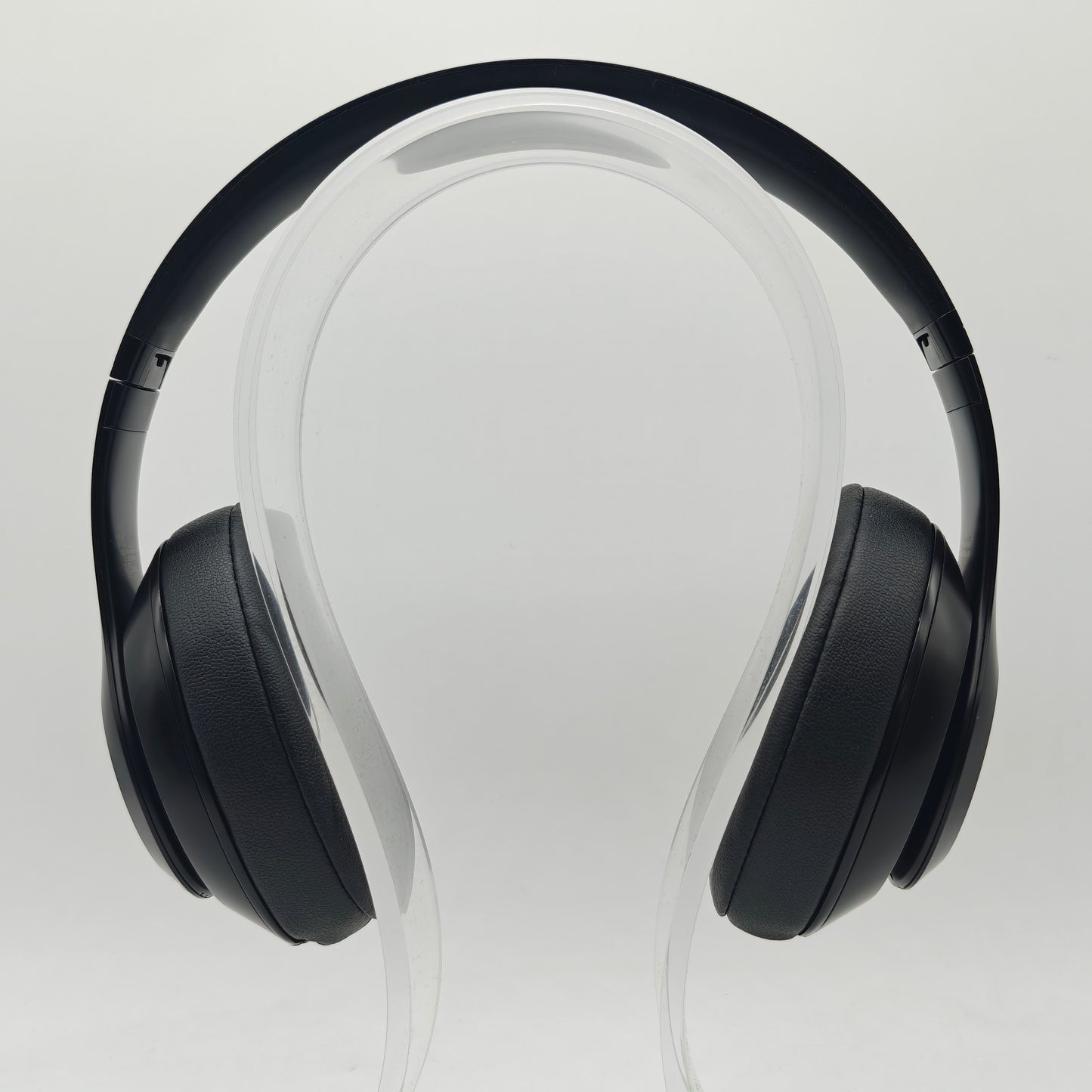 Beats Studio3 Wireless Over-Ear Bluetooth Headphones Black