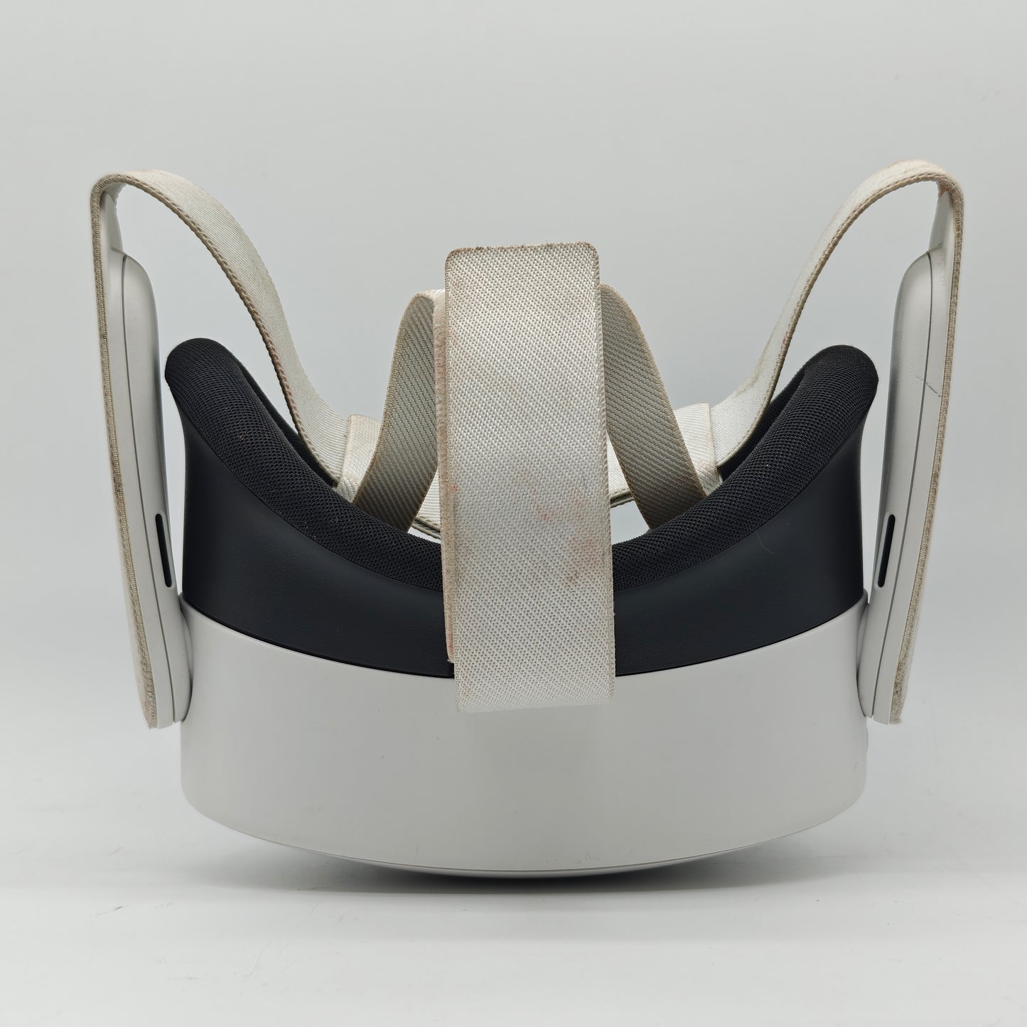 Meta Quest 3S 128GB Standalone All-in-One VR Headset P97