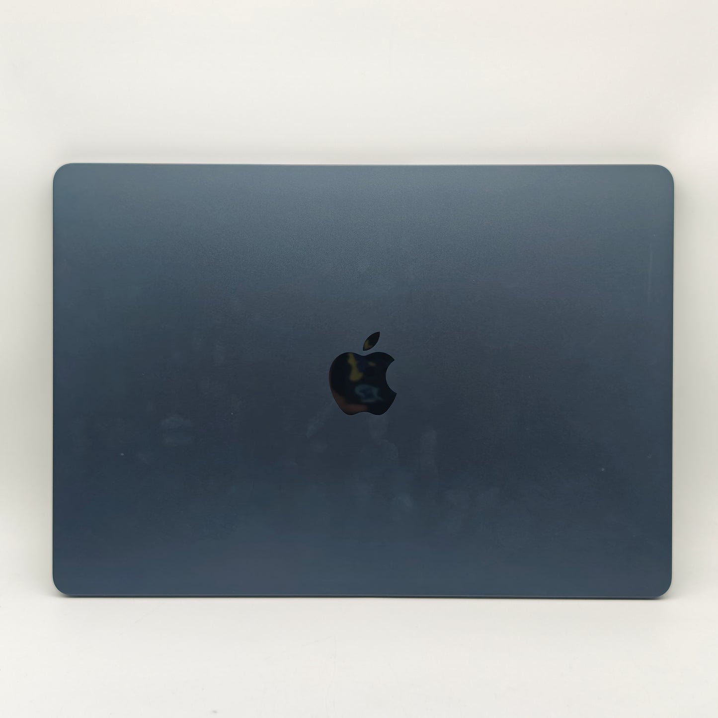 2024 Apple MacBook Air 15" M3 10C GPU 4.0GHz 8GB RAM 256GB SSD MRYU3LL/A