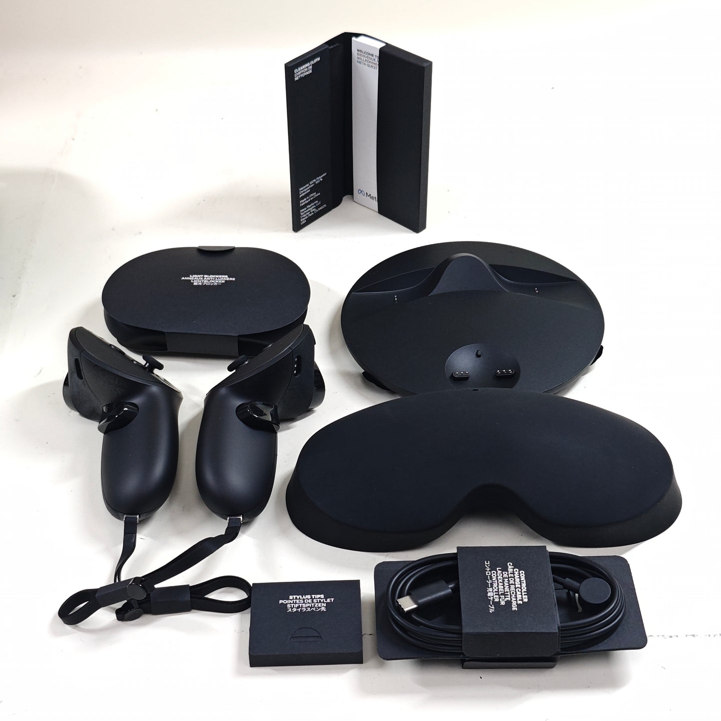 Meta Quest Pro 256GB VR/Mixed Reality Headset DK49EC