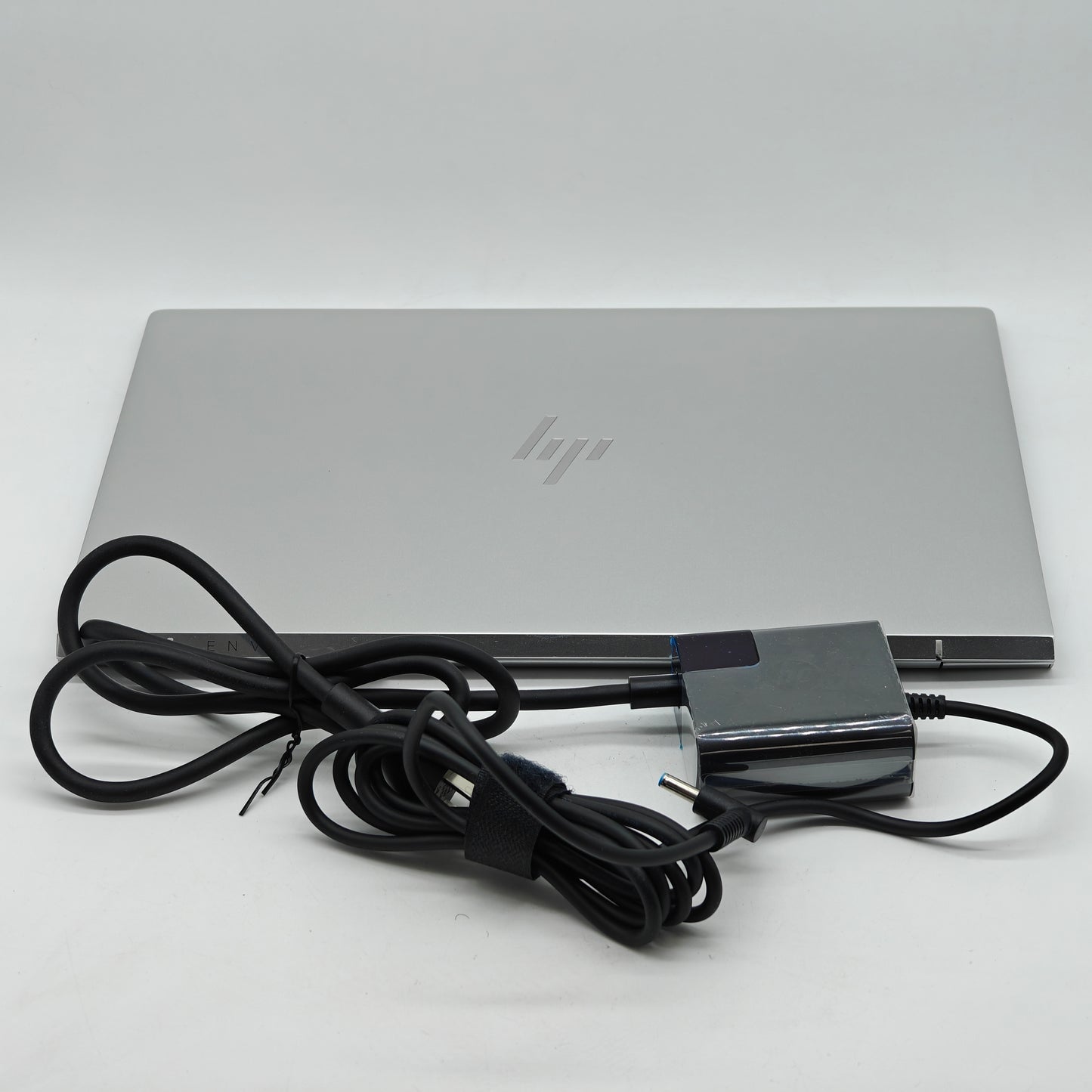 HP Envy 13-AD010NR 13.3" i7-7500U 8GB RAM 256GB SSD