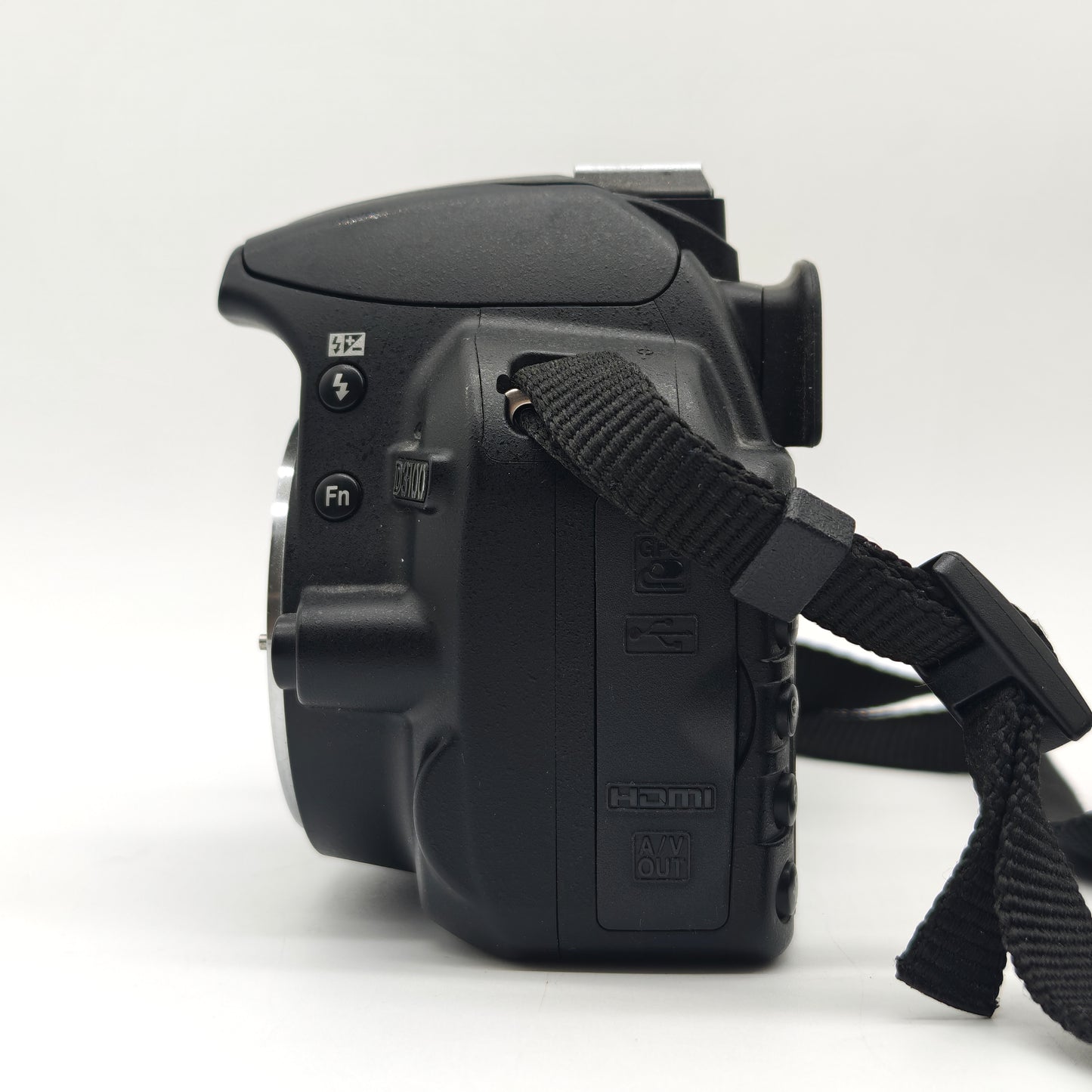 Nikon D3100 14.2MP Digital SLR DSLR Camera 3017 Shutter Count Body Only