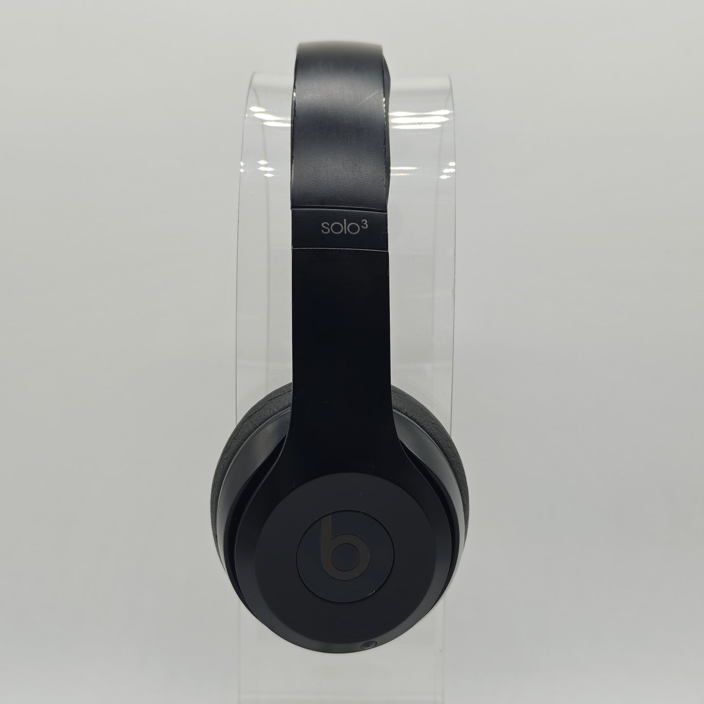 Beats Solo3 Wireless On-Ear Bluetooth Headphones Black A1796