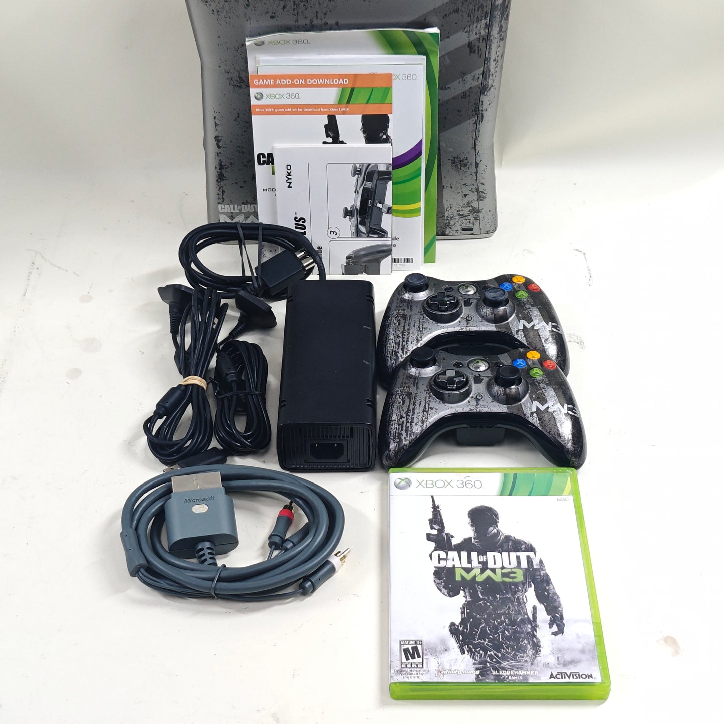 Microsoft Xbox 360 S Console Gaming System Modern Warfare 3 Limited Edition 1439