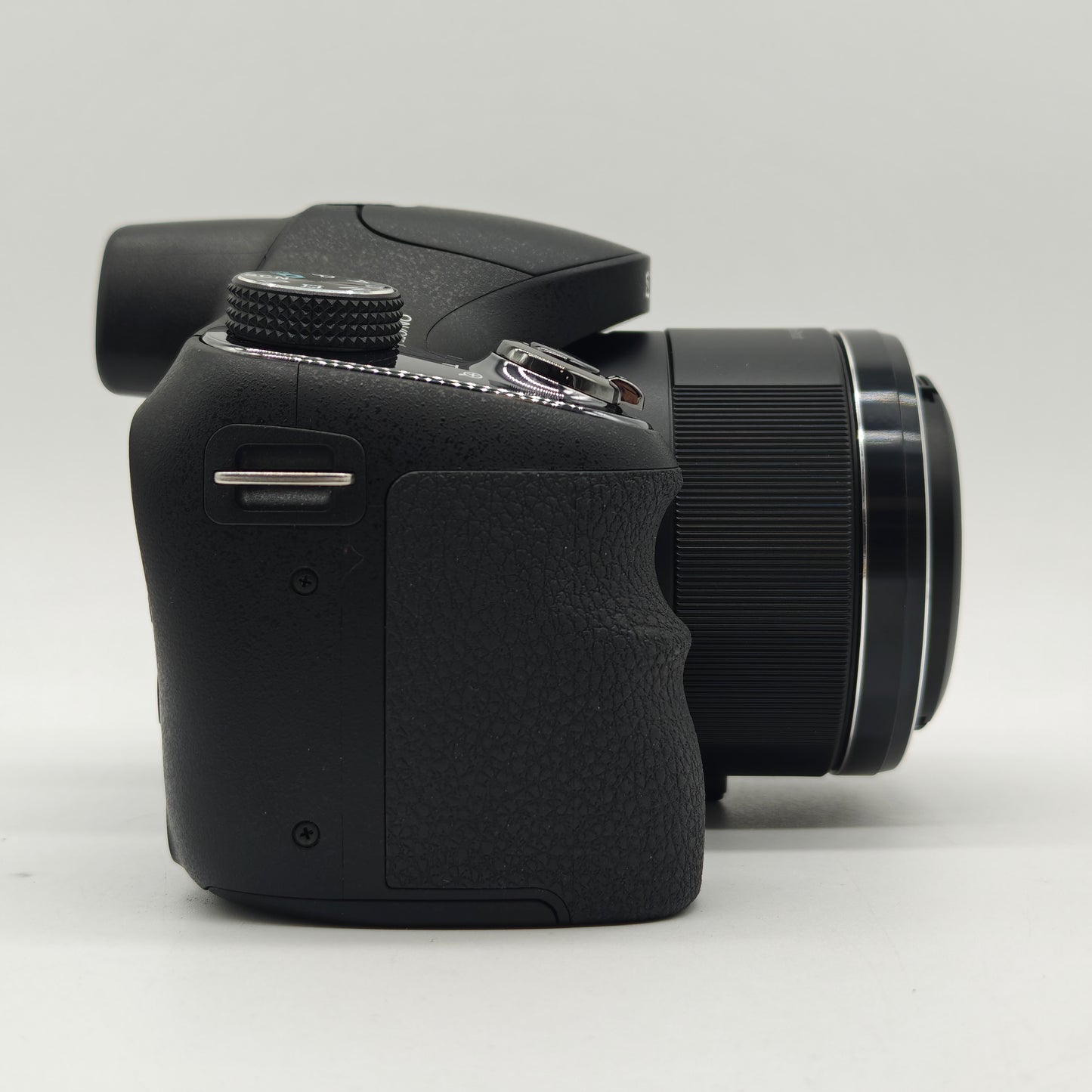 Sony Cyber-Shot DSC-H400 20.1MP 63x Zoom Bridge Camera