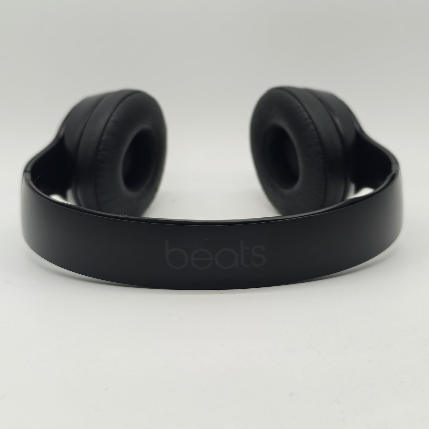 Beats Solo3 Wireless On-Ear Bluetooth Headphones Black A1796