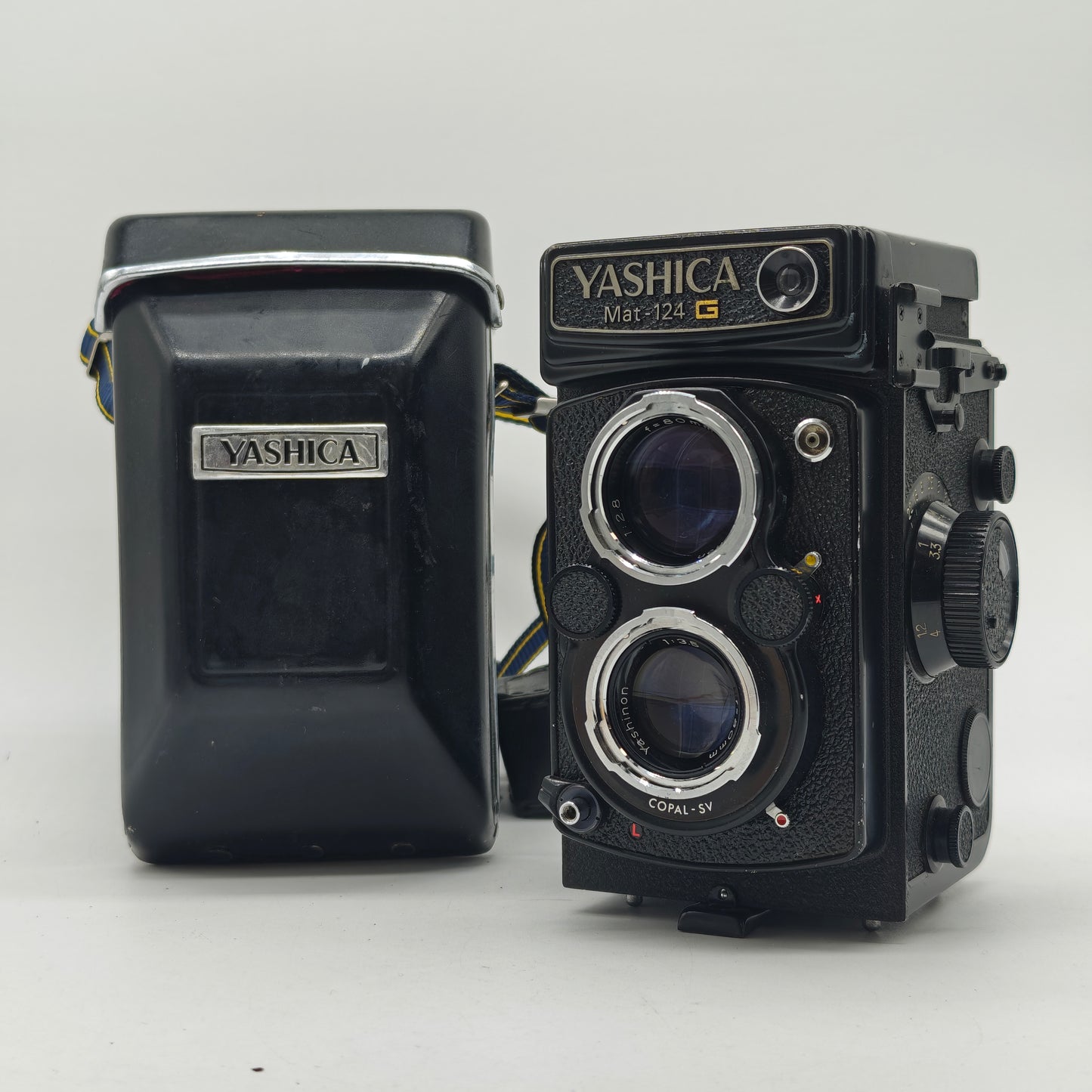 Yashica Mat-124 G Twin Lens Reflex Camera