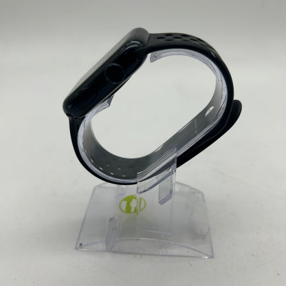 GPS Only Apple Watch Series 8 45MM Black Aluminum Black Nike Sport Loop A2771