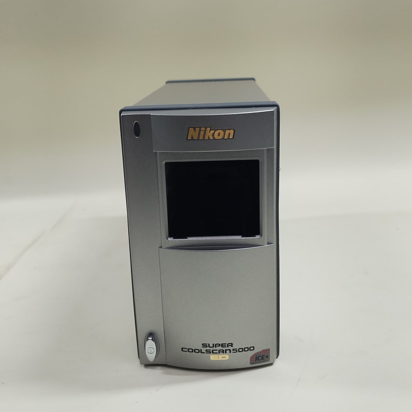 Nikon Super Coolscan 5000 ED Film Scanner LS-5000 ED with SA-51 and SF-210