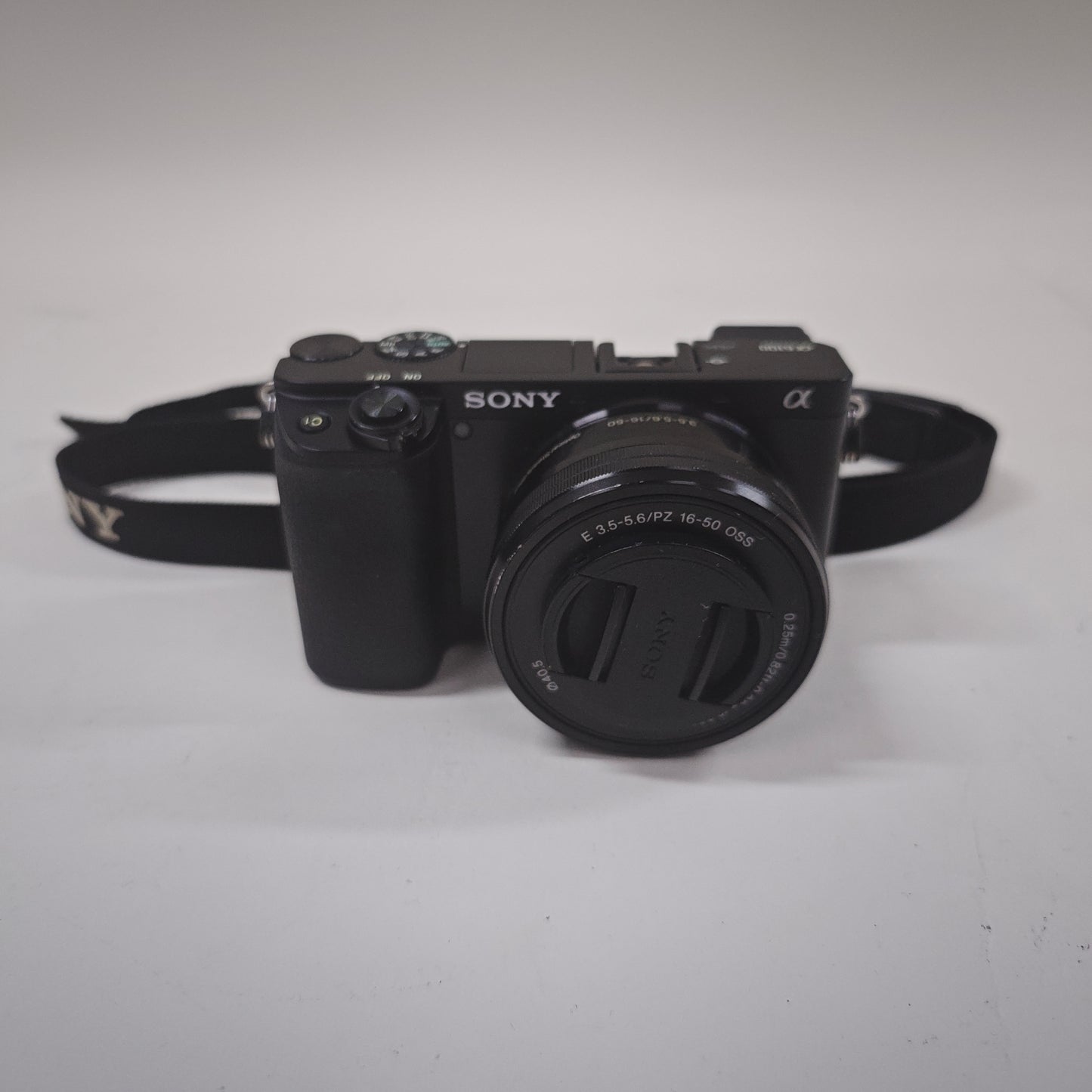 Sony Alpha A6100 24.2MP Mirrorless Digital Camera 5092 Shutter Count with 16-50mm Lens Kit