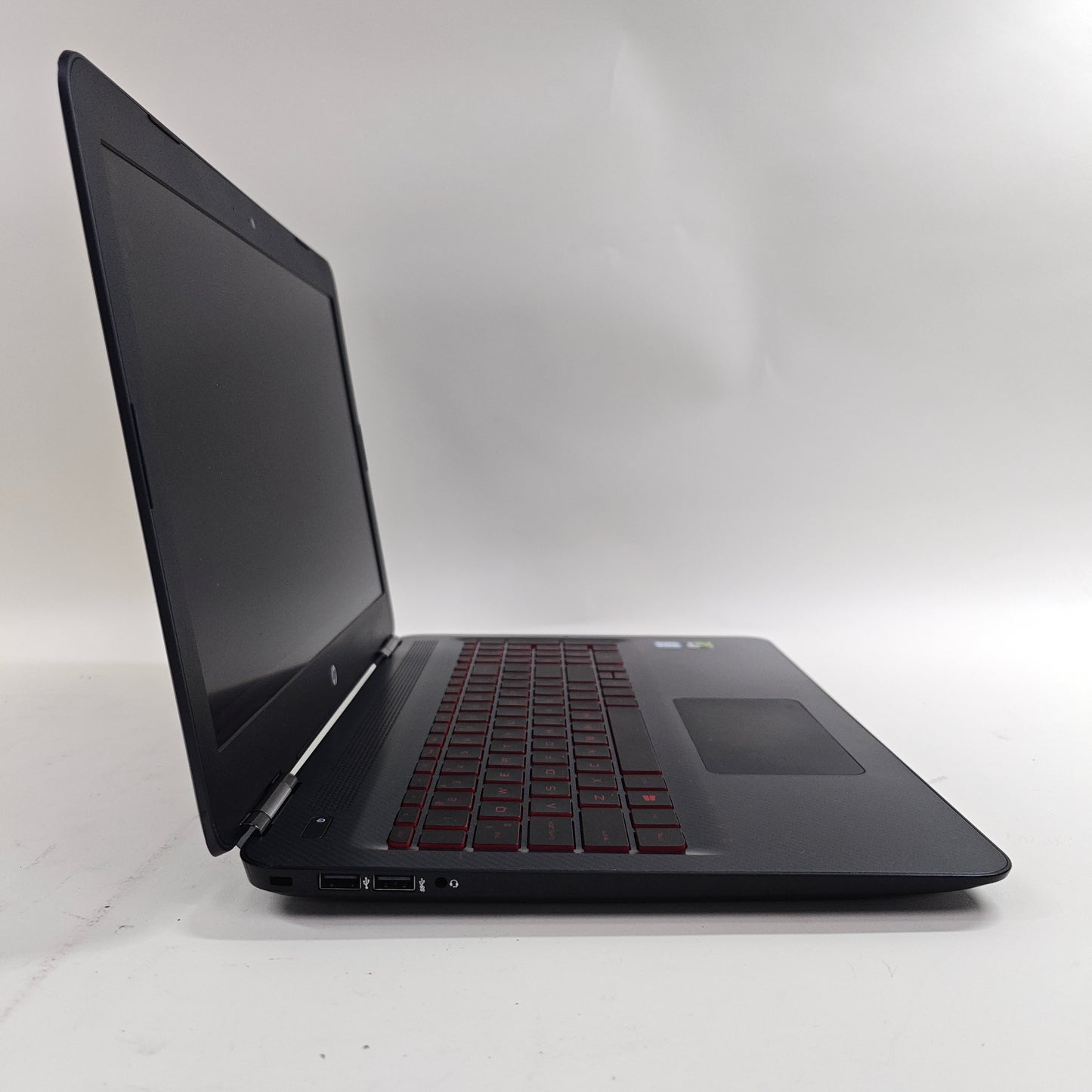 HP Omen 15-ax256nr 15.6" i7-7700HQ 2.8GHz 8GB RAM 1TB HDD GeForce GTX 1050