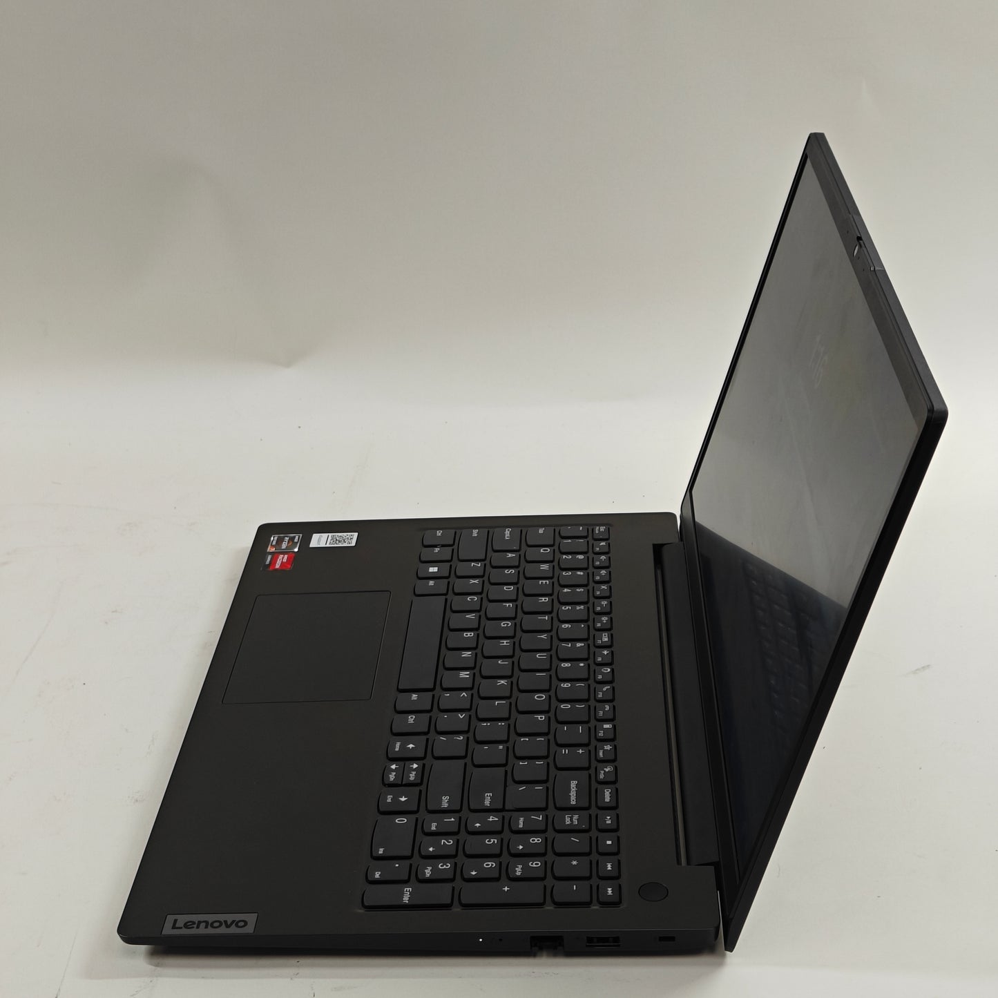 Lenovo V15 G4 ABP 82YY001NUS 15.6" Ryzen 7 7730U 2.0GHz 16GB RAM 512GB SSD