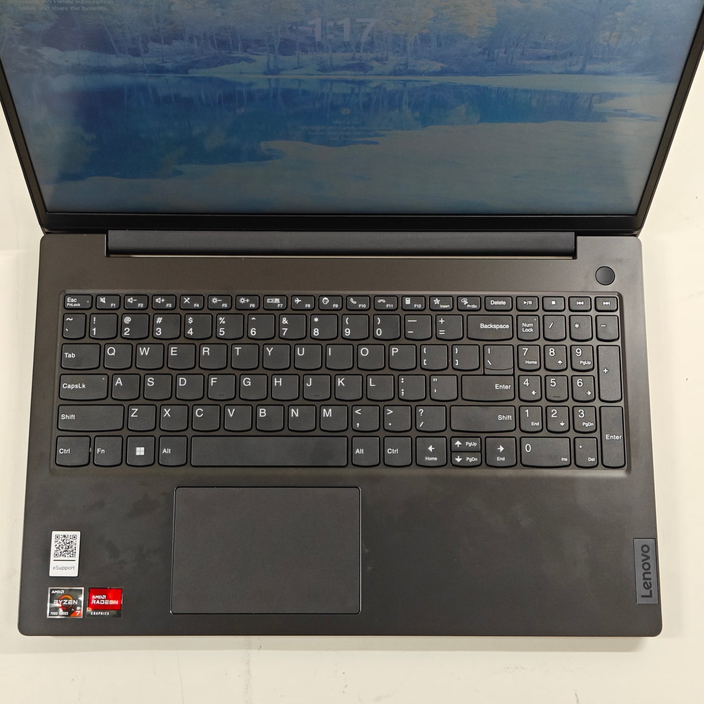 Lenovo V15 G4 ABP 82YY001NUS 15.6" Ryzen 7 7730U 2.0GHz 16GB RAM 512GB SSD