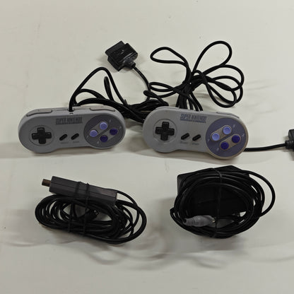 Super Nintendo Super Nintendo Entertainment System SNES Video Game Console Gray