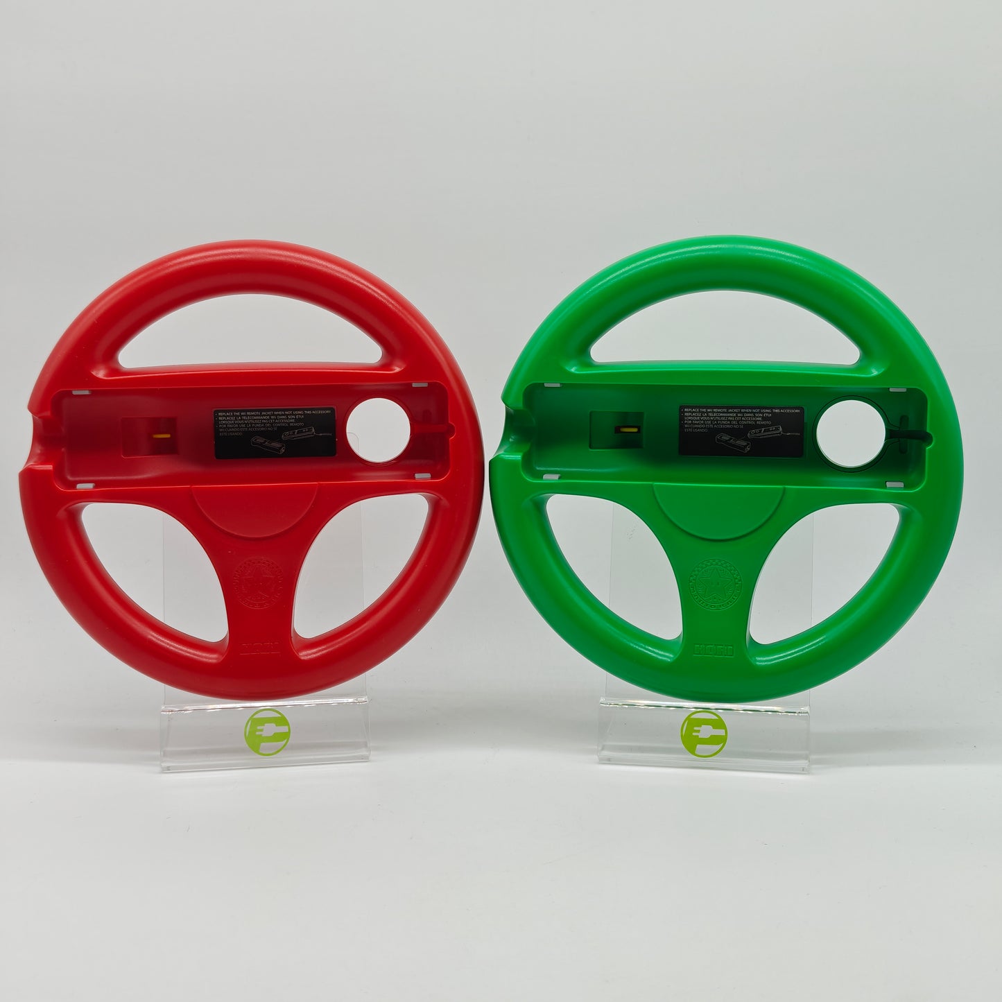 Nintendo Mario Kart 8 Wii U Racing Wheel Set Red/Green WIU-077U