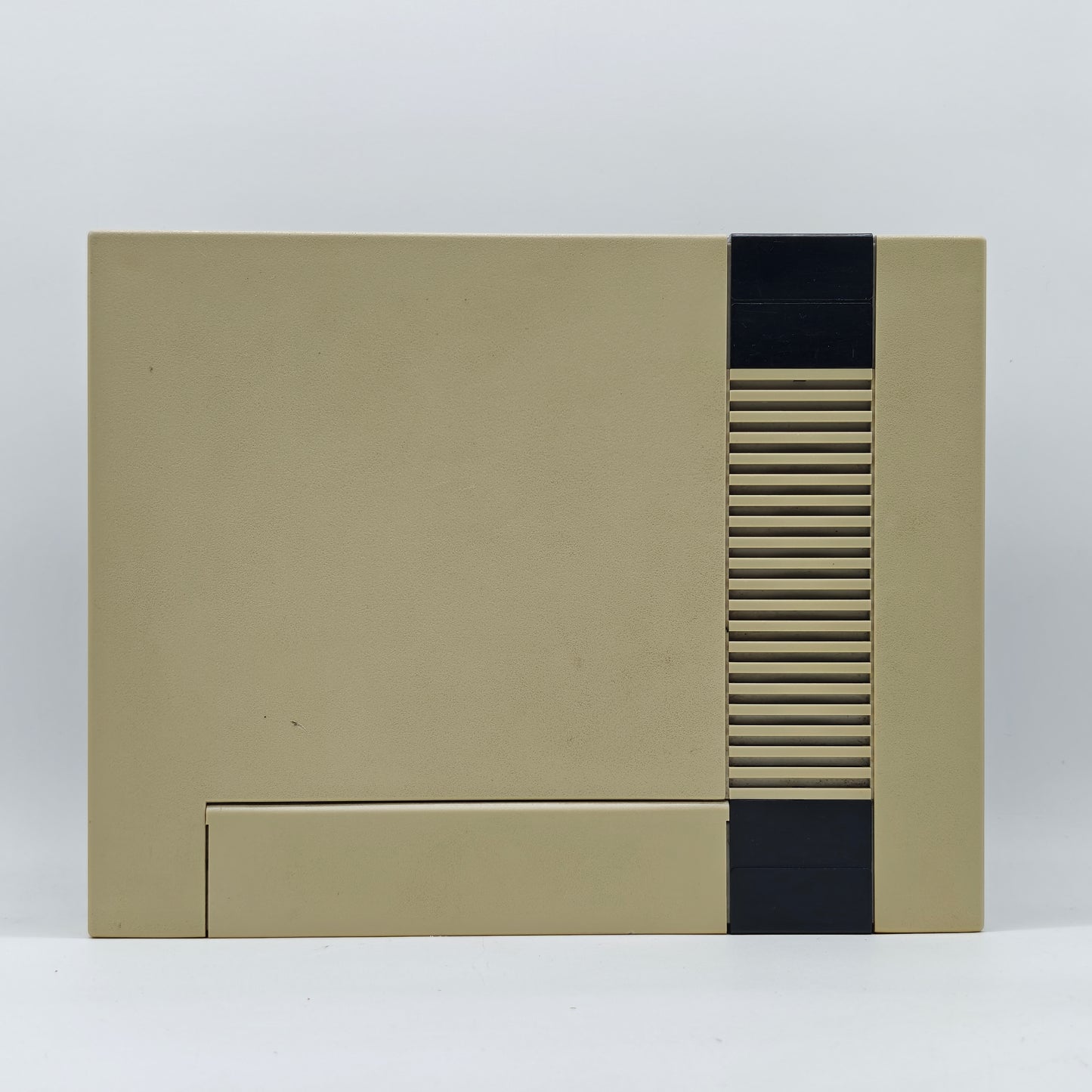 Nintendo Entertainment System NES Video Game Console NES-001 Gray