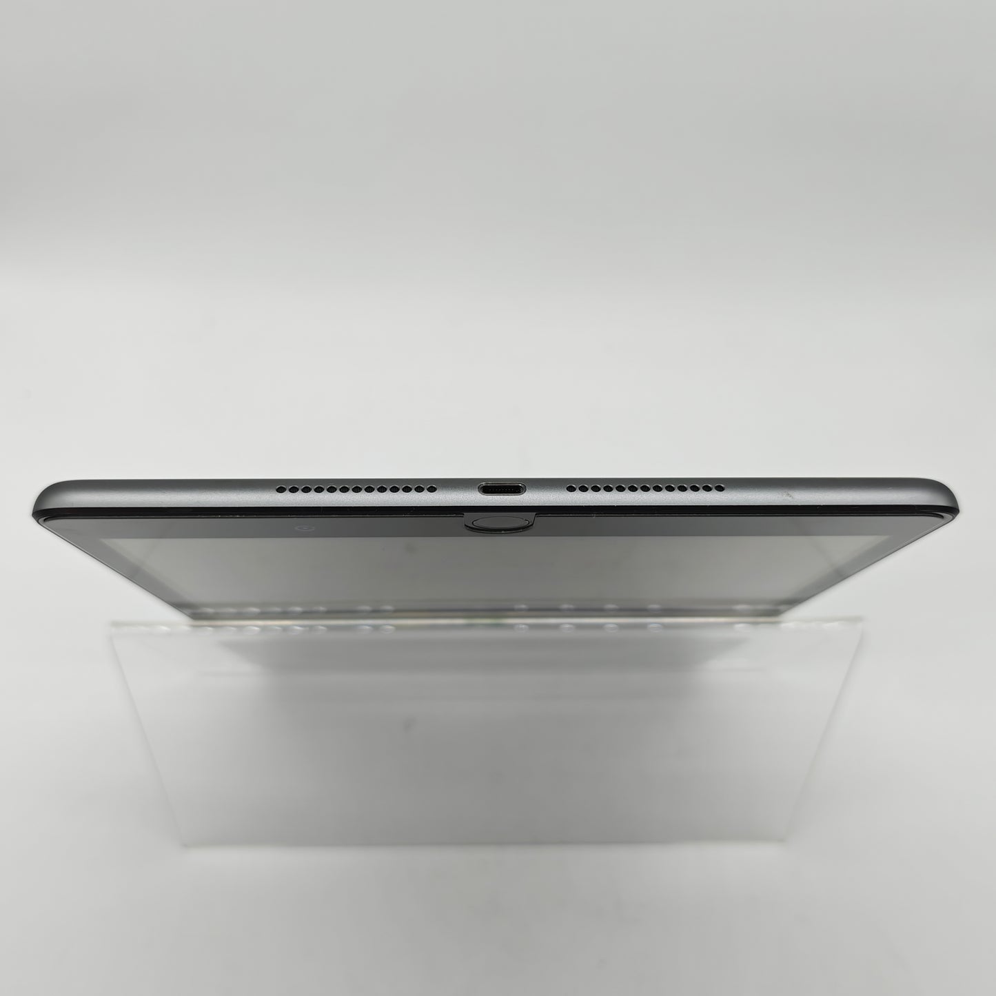 WiFi Only Apple iPad 9th Gen 64GB Space Gray MK2K3LL/A