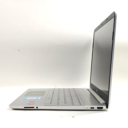 HP Laptop 15-EFL1023DX 15.6" Ryzen 3 3250U 2.6GHz 8GB RAM 256GB SSD