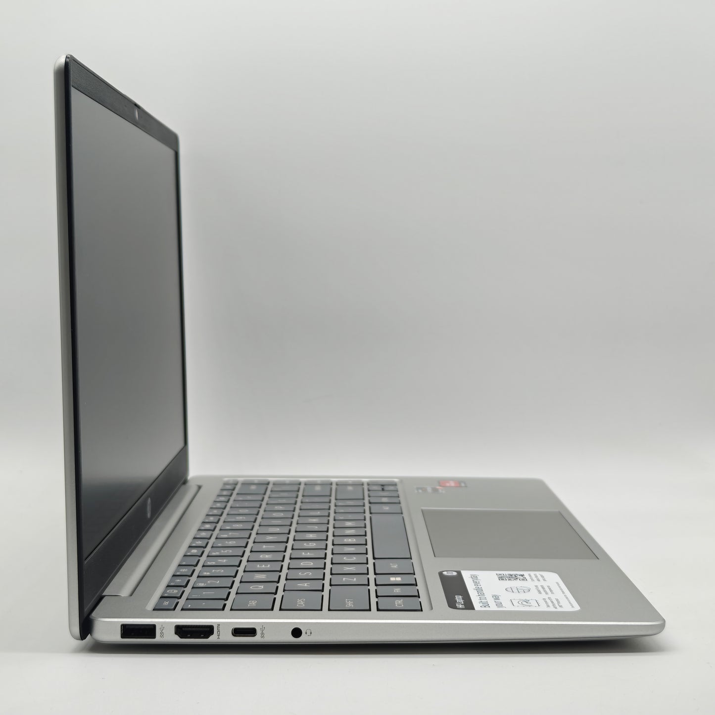 HP Laptop 14-EMO233NR 14" Ryzen 3 7320U 2.4GHz 4GB RAM 256GB SSD