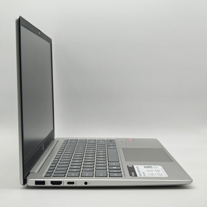 HP Laptop 14-EMO233NR 14" Ryzen 3 7320U 2.4GHz 4GB RAM 256GB SSD