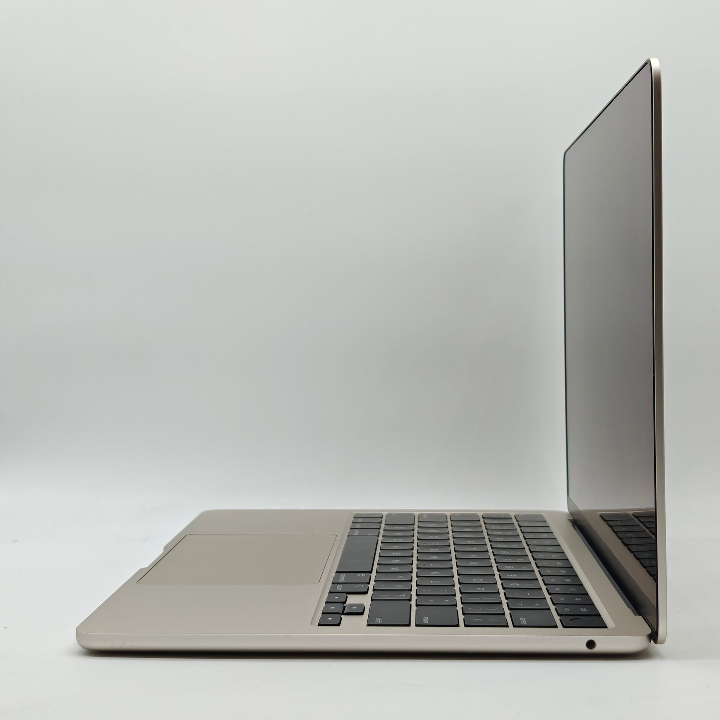 2024 Apple MacBook Air 13.6" M3 10C GPU 4.0GHz 8GB RAM 512GB SSD MRXU3LL/A