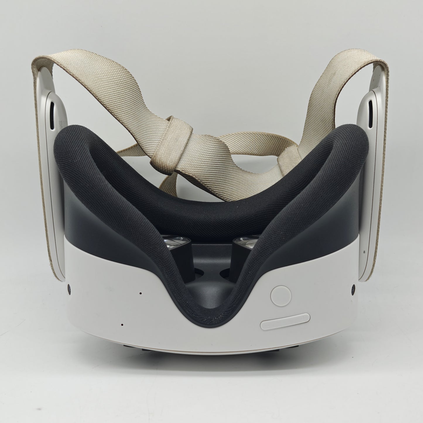 Meta Quest 3S 128GB Standalone All-in-One VR Headset P97