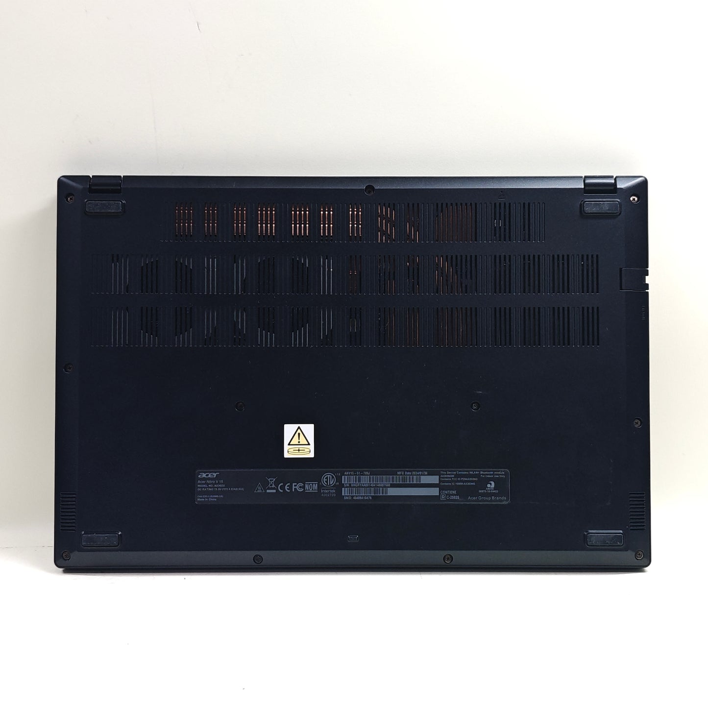 Acer Nitro V 15 ANV15-51 15.6" i7-13620H 16GB RAM 512GB SSD GeForce RTX 4060