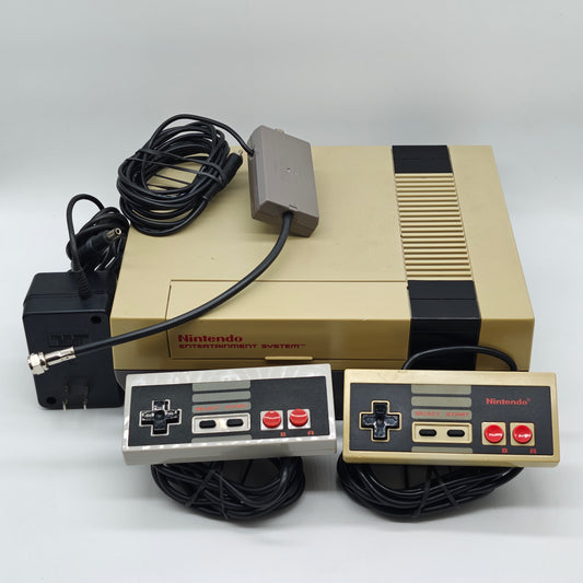 Nintendo Entertainment System NES Video Game Console NES-001 Gray