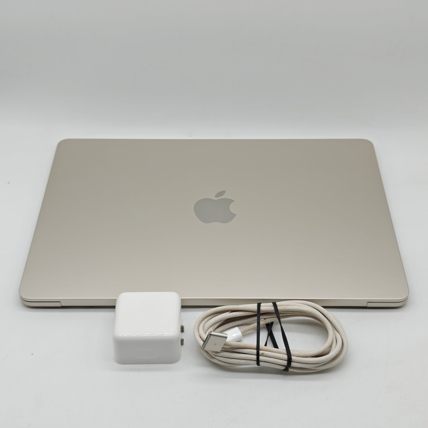 2024 Apple MacBook Air 13.6" M3 10C GPU 4.0GHz 8GB RAM 512GB SSD MRXU3LL/A