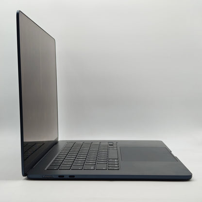 2024 Apple MacBook Air 15" M3 10C GPU 4.0GHz 8GB RAM 256GB SSD MRYU3LL/A