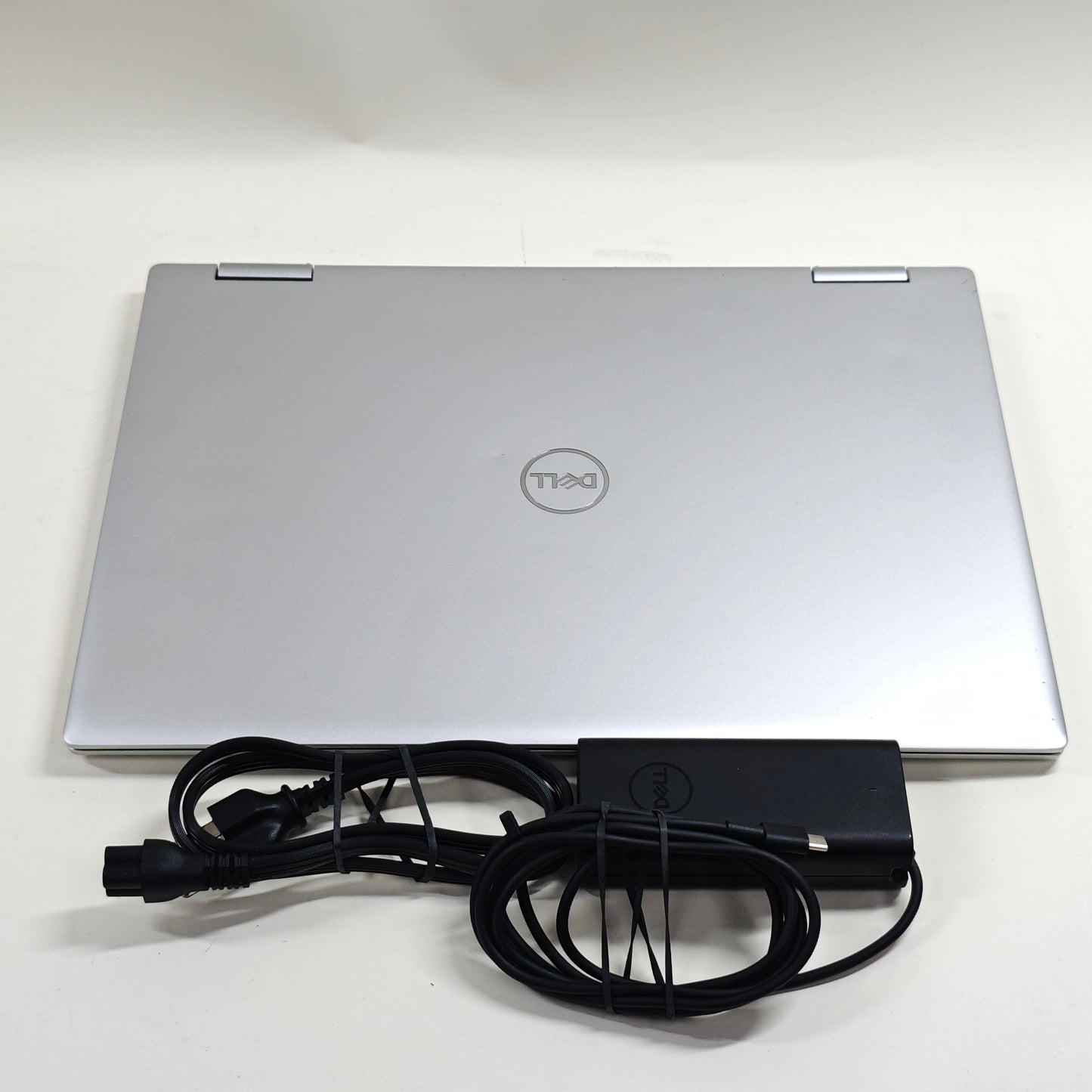 Dell Inspiron 16 7620 16" i7-1260P 2.1GHz 16GB RAM 512GB SSD