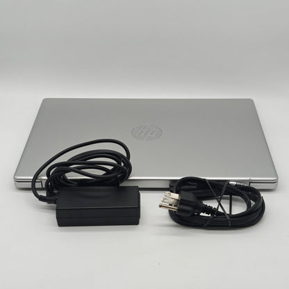 HP Laptop 14-EMO233NR 14" Ryzen 3 7320U 2.4GHz 4GB RAM 256GB SSD