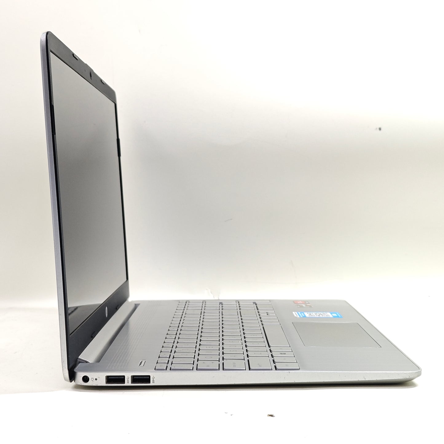 HP Laptop 15-EFL1023DX 15.6" Ryzen 3 3250U 2.6GHz 8GB RAM 256GB SSD