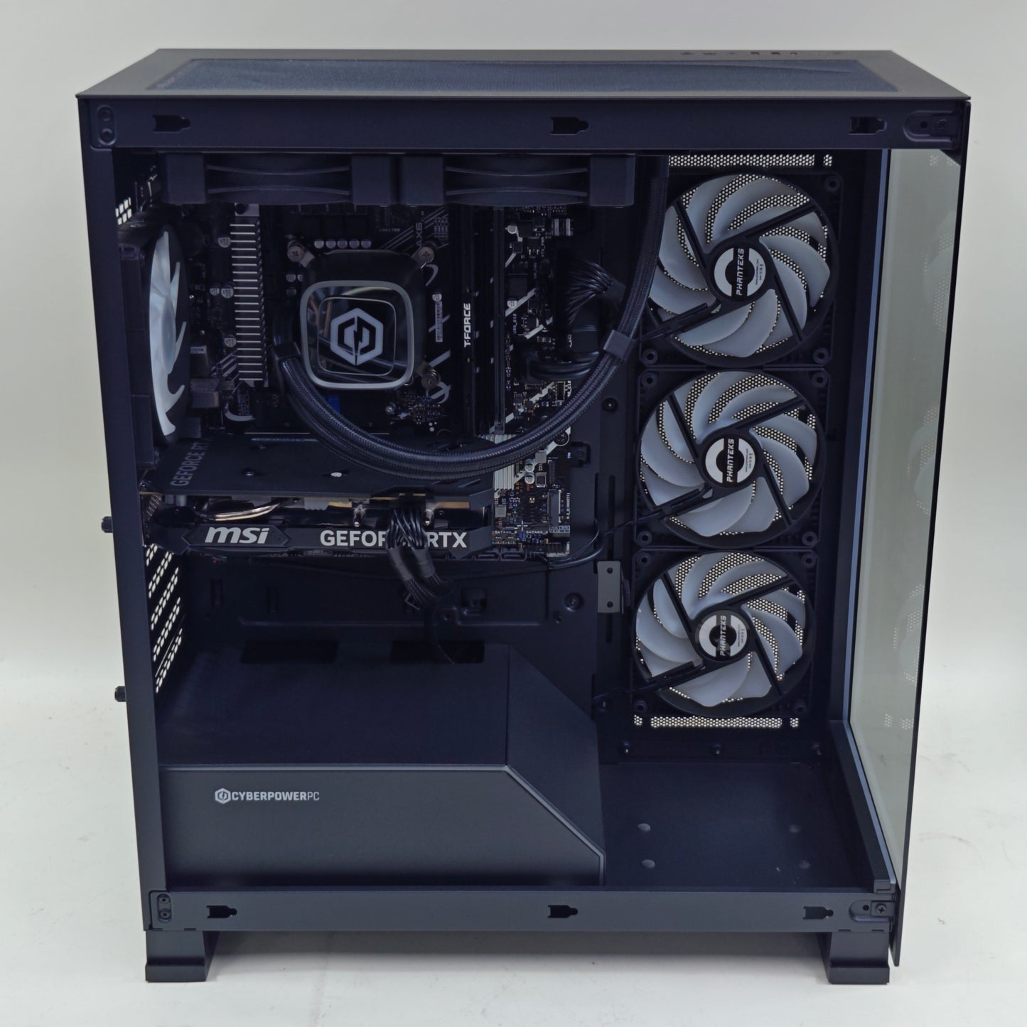 CyberPower C-Series i7-14700KF 5.40GHz 8GB RAM 1TB SSD Nvidia GeForce RTX 4060