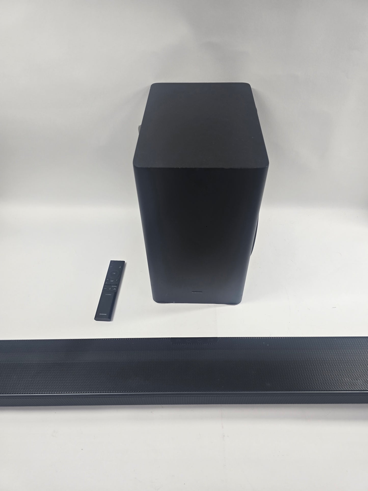 Samsung PS-WR65BB Subwoofer and HW-Q60T Soundbar With Remote