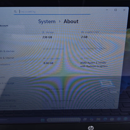 HP Laptop 15-EFL1023DX 15.6" Ryzen 3 3250U 2.6GHz 8GB RAM 256GB SSD